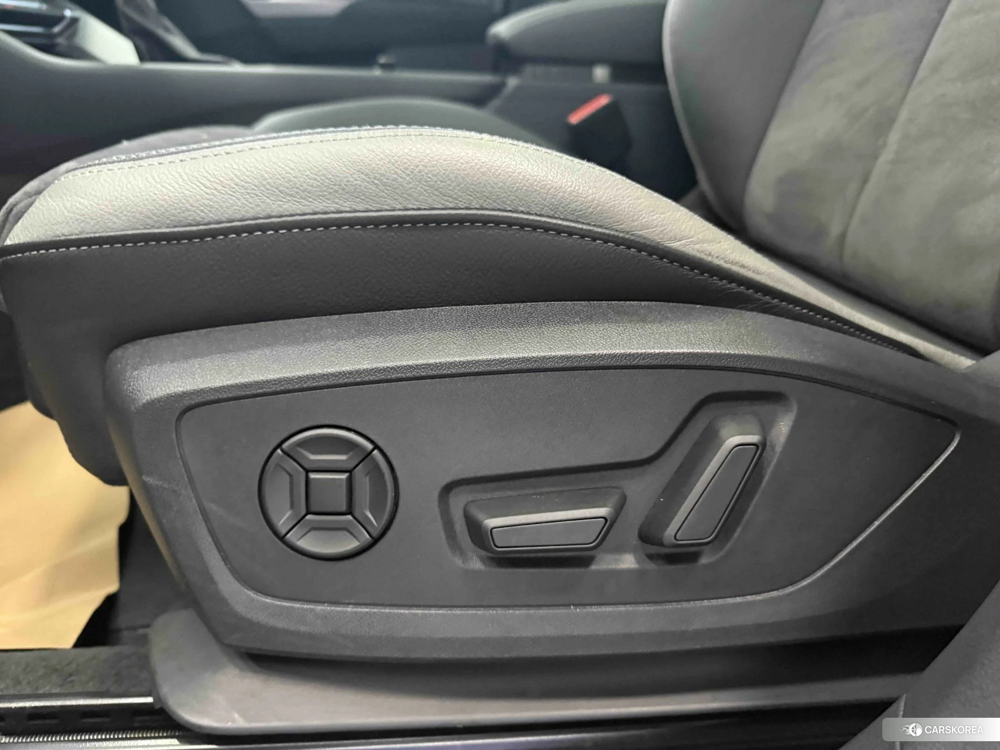 Audi Q3 id 4510838 из Китая 13