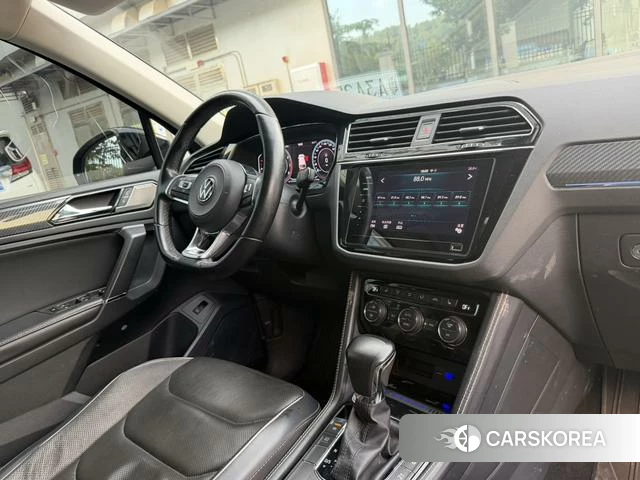 Volkswagen Tiguan L id 4273708 из Китая 13