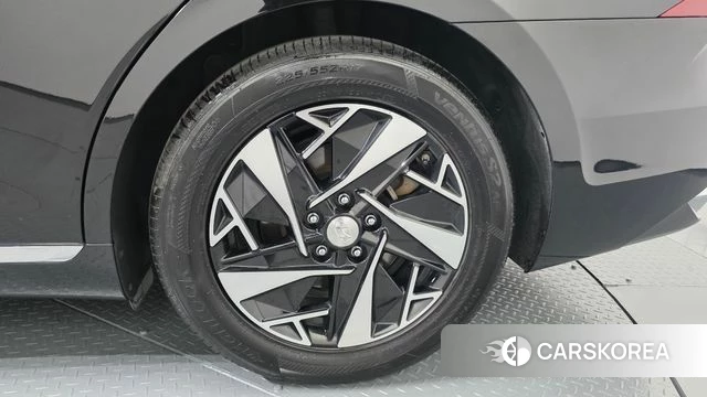 Hyundai The New Grandeur IG Hybrid id 4225189 из Кореи 13