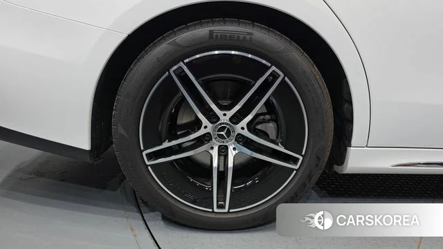 Mercedes-Benz E-Class W214 id 4185656 из Кореи 13