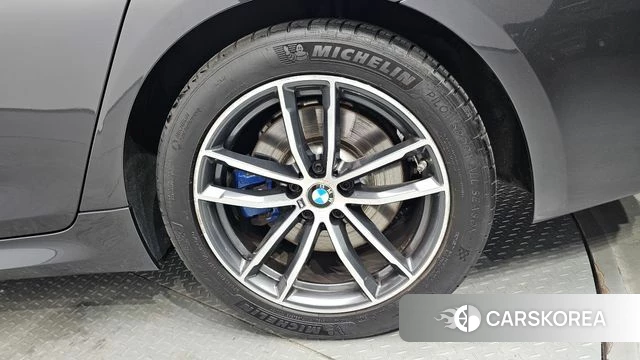 BMW 5 Series (G30) id 4383694 из Кореи 13