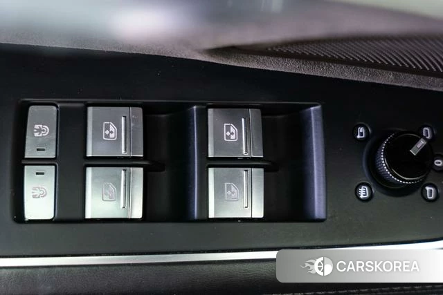 Audi A8 id 4210122 из Китая 13