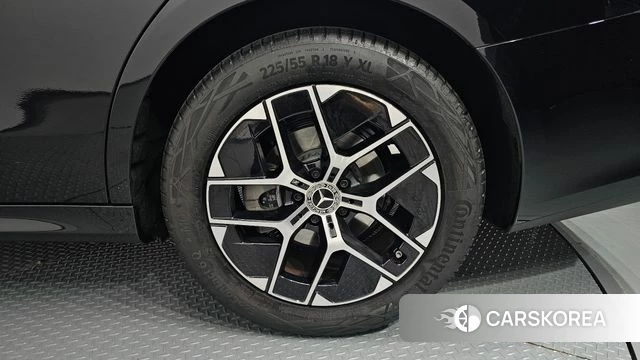 Mercedes-Benz E-Class W214 id 4897662 из Кореи 13
