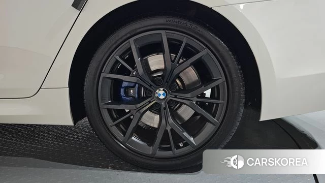 BMW 5 Series (G30) id 4923346 из Кореи 13