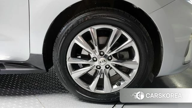 Kia The New Carnival id 4188261 из Кореи 13