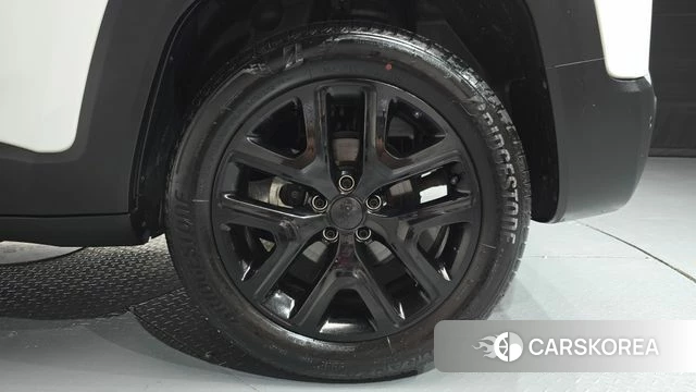 Jeep Renegade id 4665397 из Кореи 12