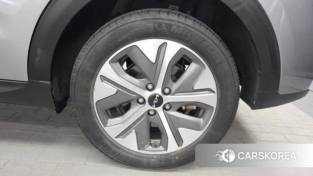 Kia Niro EV id 4524675 из Кореи 13