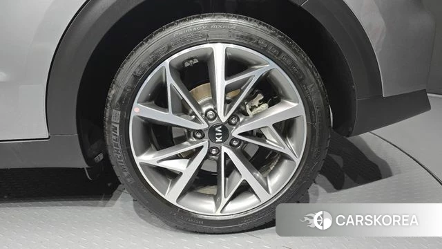 Kia The New Niro id 4410519 из Кореи 13