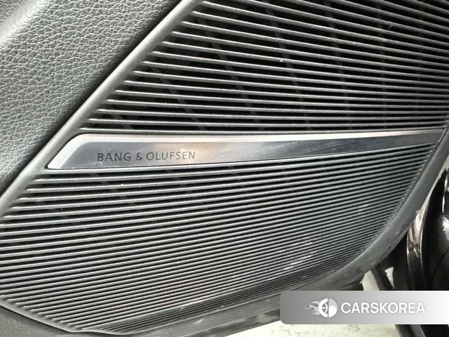 Audi Q7 id 4182478 из Китая 13