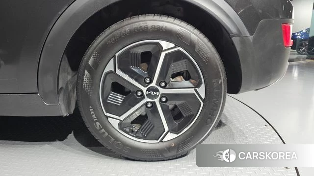 Kia Di Ol Nu Niro id 4640710 из Кореи 13