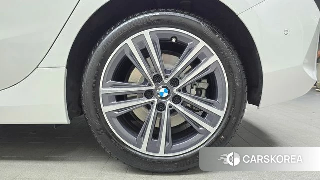 BMW 1 Series (F40) id 4350132 из Кореи 13
