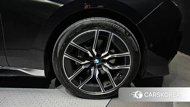 BMW 7 Series (G70) id 4669741 из Кореи 13
