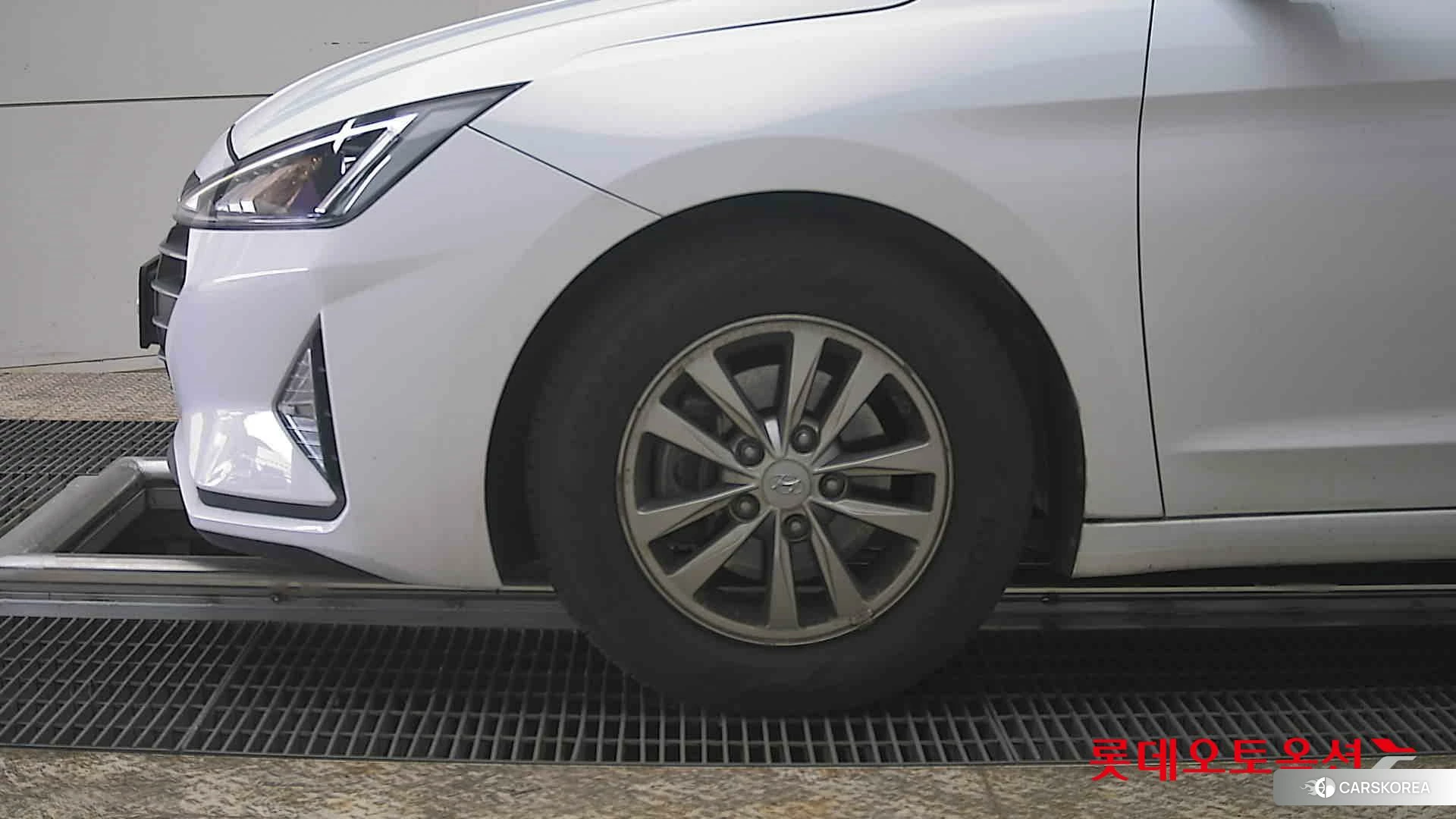 Hyundai Avante id 3869275 из Кореи 13