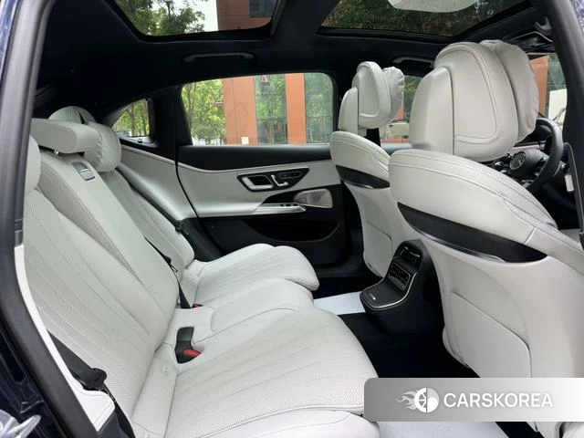 Mercedes-Benz E-class id 4265589 из Китая 13