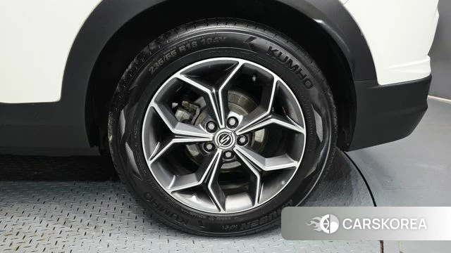Ssangyong Beautiful Korando id 4416919 из Кореи 13