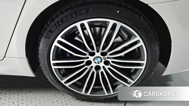 BMW 5 Series (G30) id 4324811 из Кореи 13