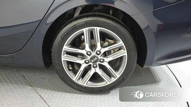 Kia Come New K3 id 4345712 из Кореи 13