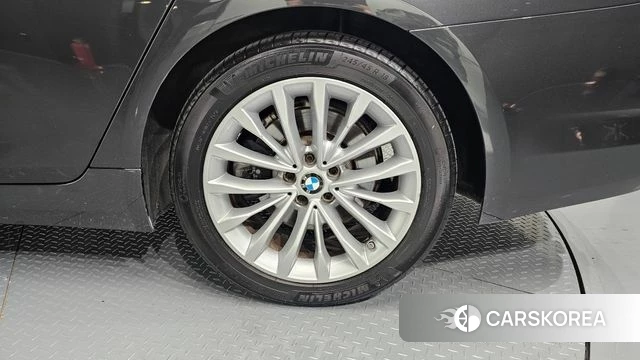 BMW 5 Series (G30) id 4776353 из Кореи 13