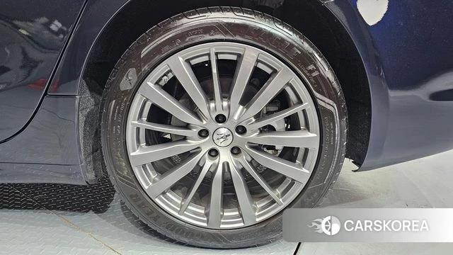 Maserati Ghibli id 4415524 из Кореи 13