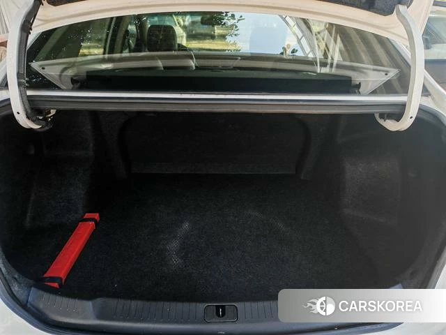 Buick Yinglang id 3869835 из Китая 13