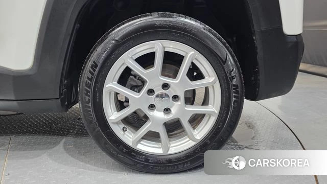 Jeep Renegade id 4489957 из Кореи 13