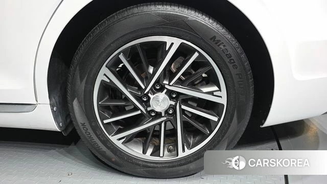 Hyundai The New Grandeur IG id 4595003 из Кореи 13