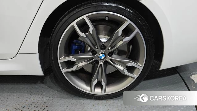 BMW 5 Series (G30) id 4784343 из Кореи 13