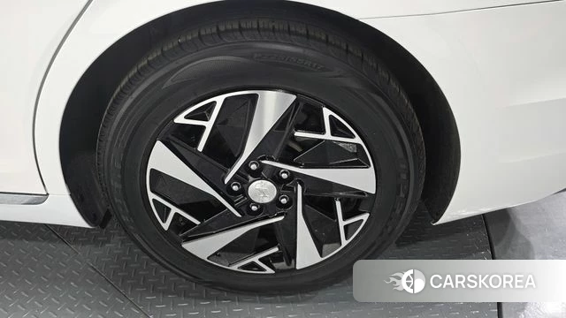 Hyundai The New Grandeur IG Hybrid id 4330415 из Кореи 13