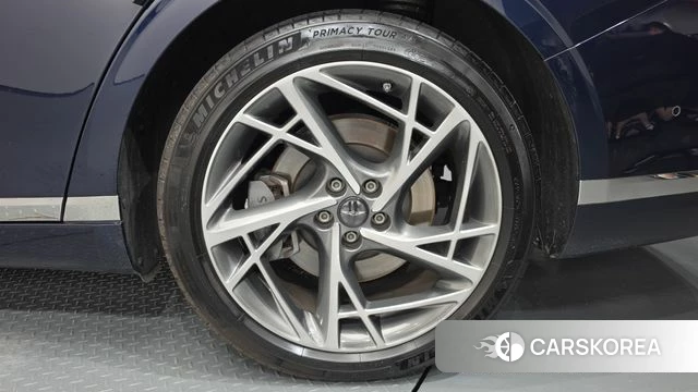 Genesis G90 (RS4) id 4758686 из Кореи 13