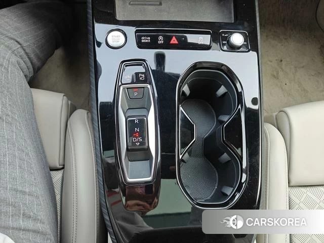 Audi A5L id 3895859 из Китая 13