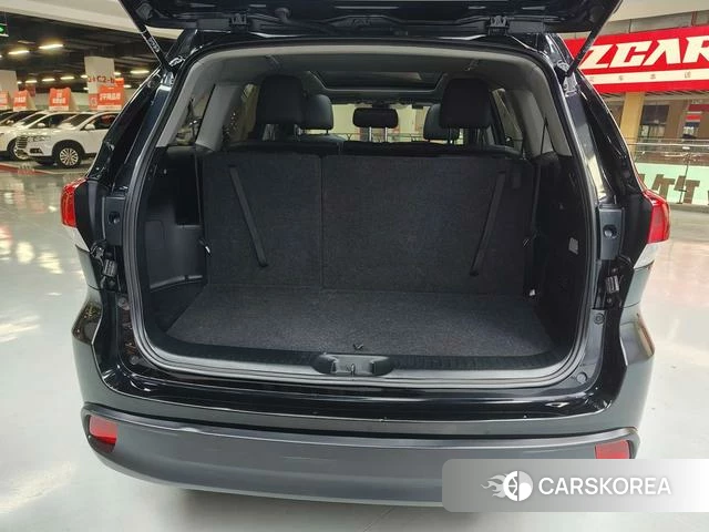 Toyota Highlander id 4261118 из Китая 13