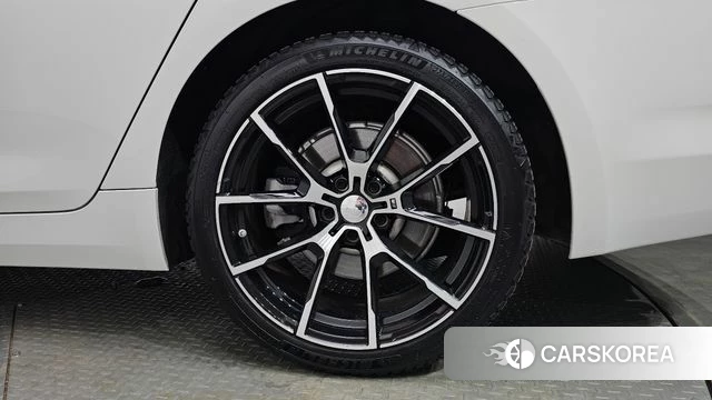 BMW 5 Series (G30) id 4785693 из Кореи 13