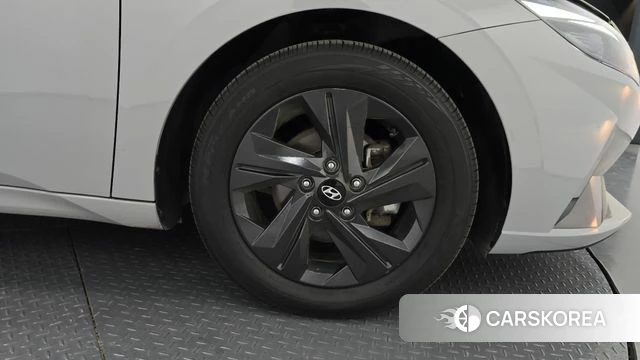 Hyundai Avante Hybrid (CN7) id 4249912 из Кореи 13