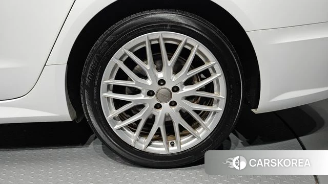 Audi New A6 id 4732926 из Кореи 13