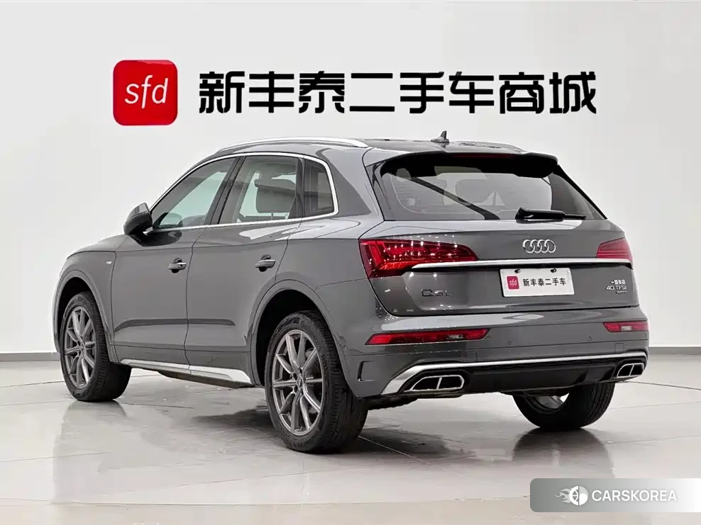 Audi Q5L id 4659909 из Китая 13