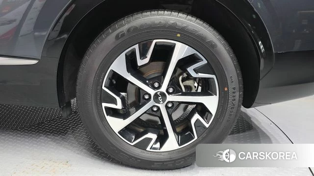 Kia Sportage 5th Generation Hybrid id 4739651 из Кореи 13