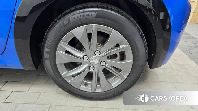 Peugeot e-208 second Generation id 4613436 из Кореи 13
