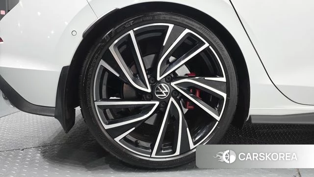 Volkswagen Golf 8th Generation id 4734936 из Кореи 13