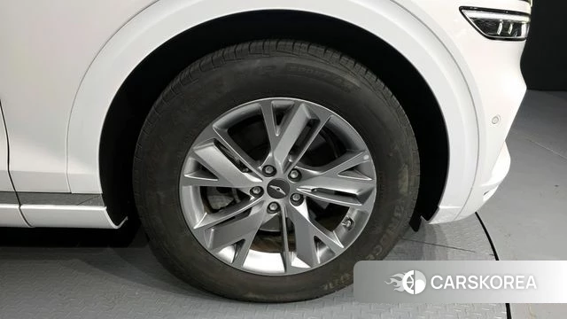 Genesis GV70 id 4186153 из Кореи 13