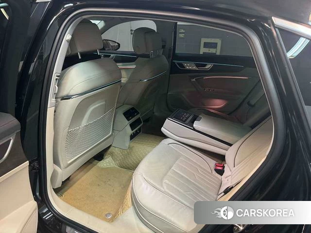 Audi A6L id 4260254 из Китая 13