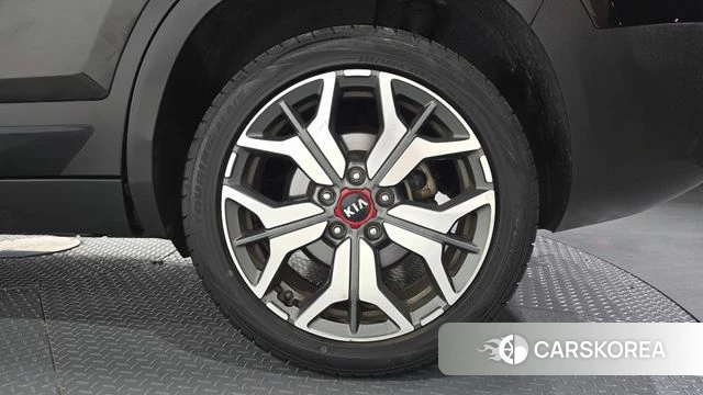 Kia Seltos id 4688951 из Кореи 13