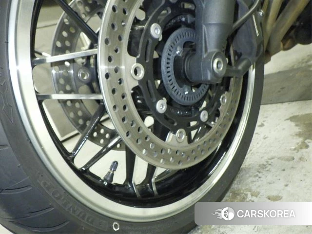 Kawasaki Z900RS id 4185144 из Японии 13