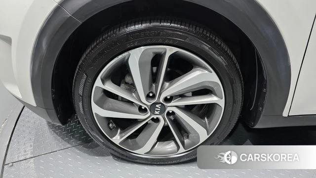 Kia Niro id 4760230 из Кореи 13