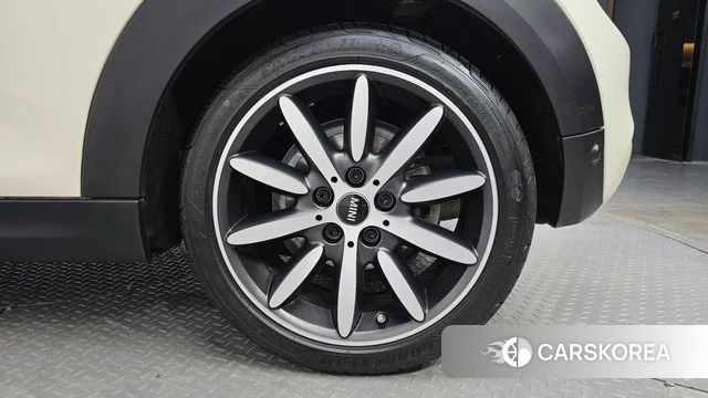 Mini Cooper S Convertible id 4389754 из Кореи 13