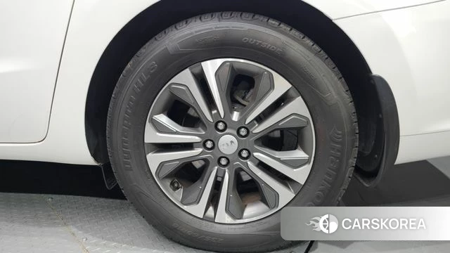 Kia The New Carnival id 4755428 из Кореи 13