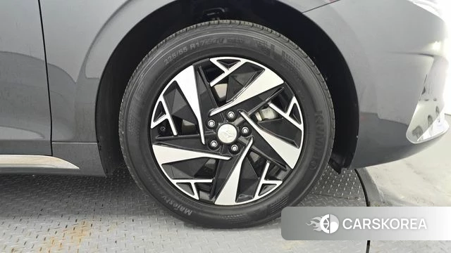 Hyundai The New Grandeur IG Hybrid id 4223915 из Кореи 13