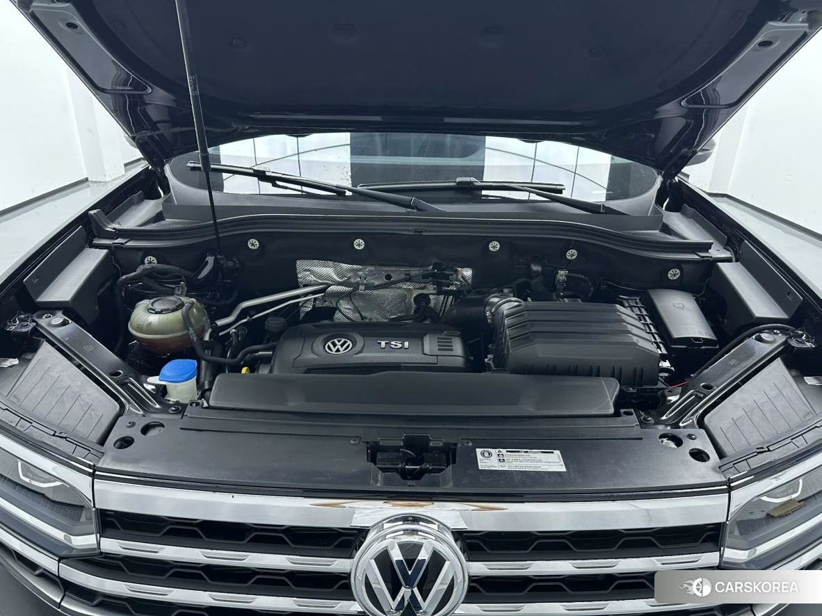 Volkswagen Tourang id 4440924 из Китая 13