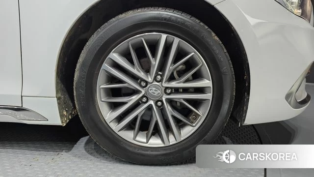 Hyundai Grandeur IG id 4907437 из Кореи 13