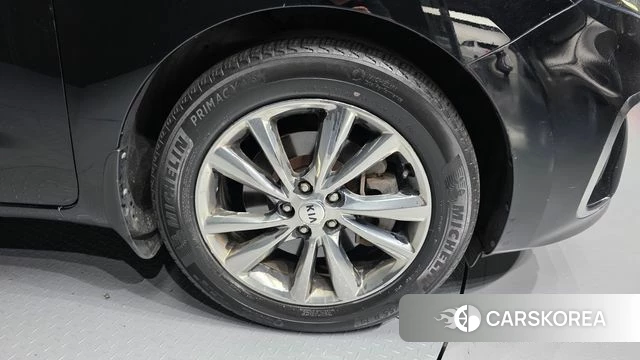 Kia The New Carnival id 4331352 из Кореи 13