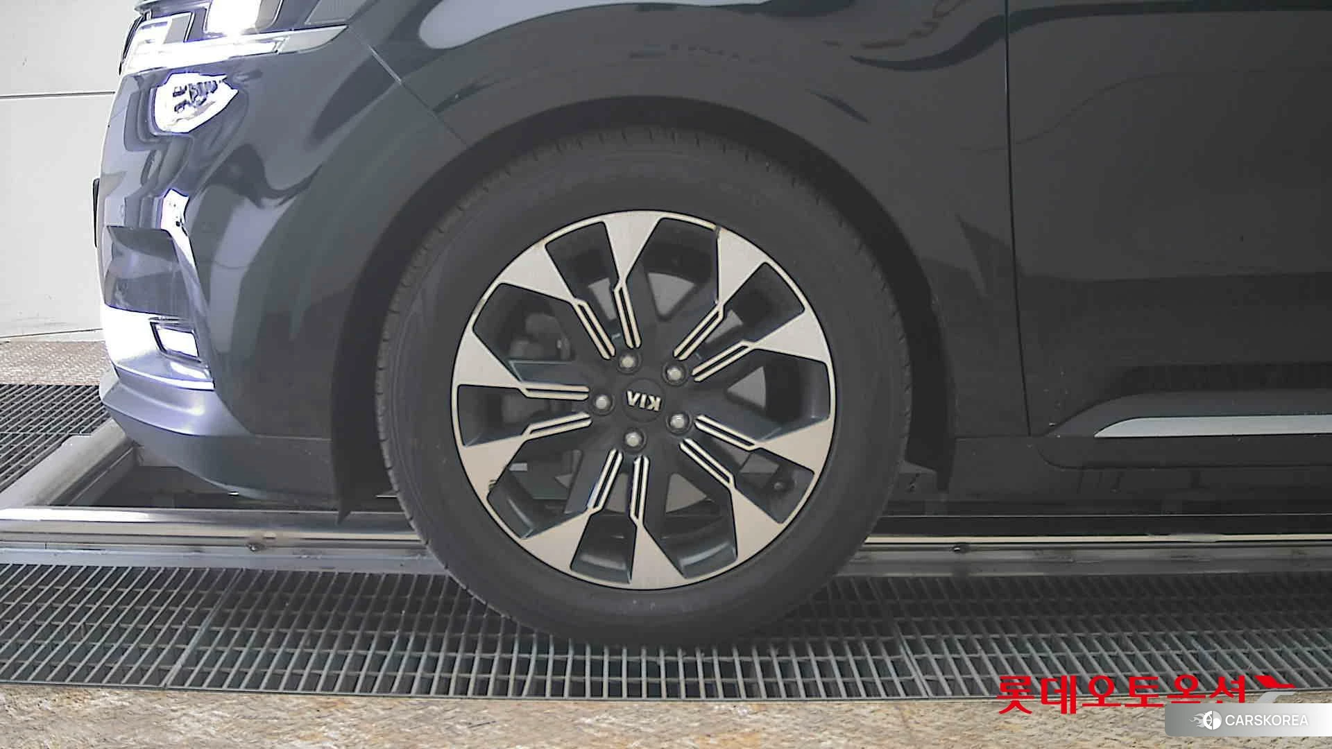 Kia Carnival id 3869405 из Кореи 13